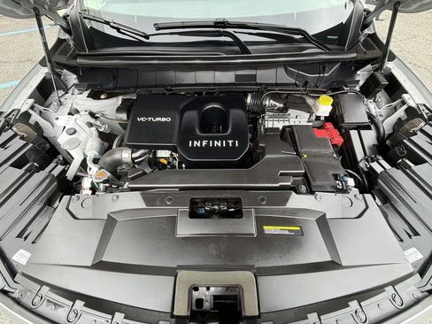 Certified 2026 INFINITI QX60 Luxe w/ Cargo Package AWD/4WD image 14