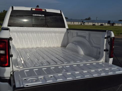 Used 2025 RAM 1500 Lone Star AWD/4WD image 10