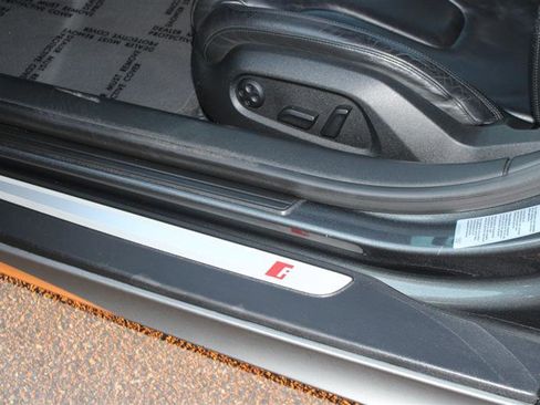 Used 2014 Audi R8 V10 image 11