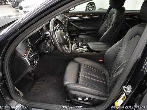Used 2019 BMW 540i w/ M Sport Package RWD image 11