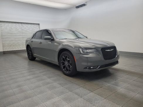 Used 2019 Chrysler 300 S image 13