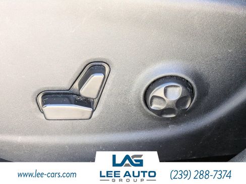 Used 2020 Jeep Cherokee Trailhawk image 18