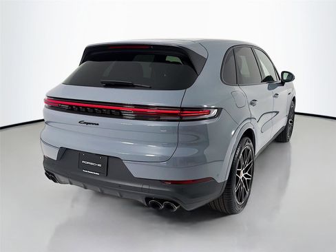 New 2026 Porsche Cayenne E-Hybrid image 20