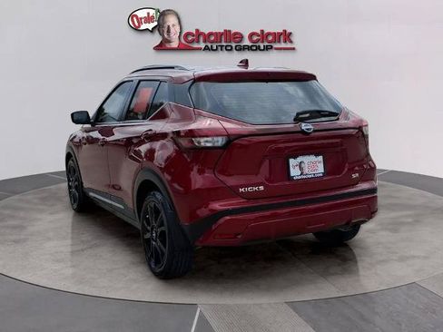 Certified 2023 Nissan Kicks SR w/ SR Premium Package FWD image 3