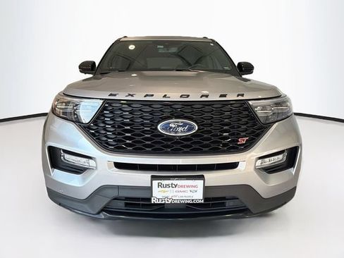 Used 2021 Ford Explorer ST w/ Equipment Group 401A AWD/4WD image 2