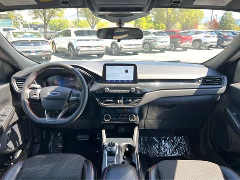 Used 2023 Ford Escape ST-Line AWD/4WD image 24