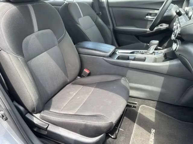 Certified 2025 Nissan Sentra SV FWD image 27
