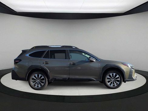 Used 2024 Subaru Outback Limited XT AWD/4WD image 9