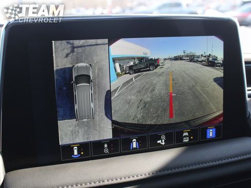 Certified 2024 Chevrolet Tahoe Z71 w/ Luxury Package image 17