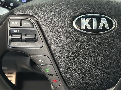 Used 2015 Kia Forte Koup SX w/ SX Premium Package image 20