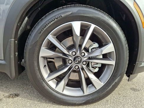 Used 2025 INFINITI QX60 Luxe w/ Vision Package image 8