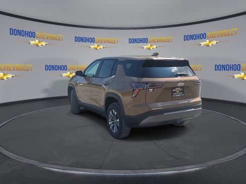 New 2027 Chevrolet Equinox LT FWD image 10