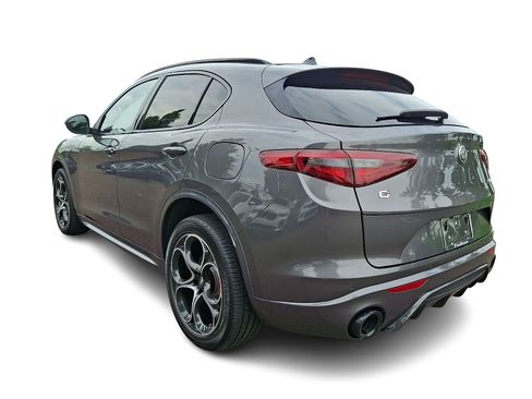 Used 2023 Alfa Romeo Stelvio Veloce AWD/4WD image 4