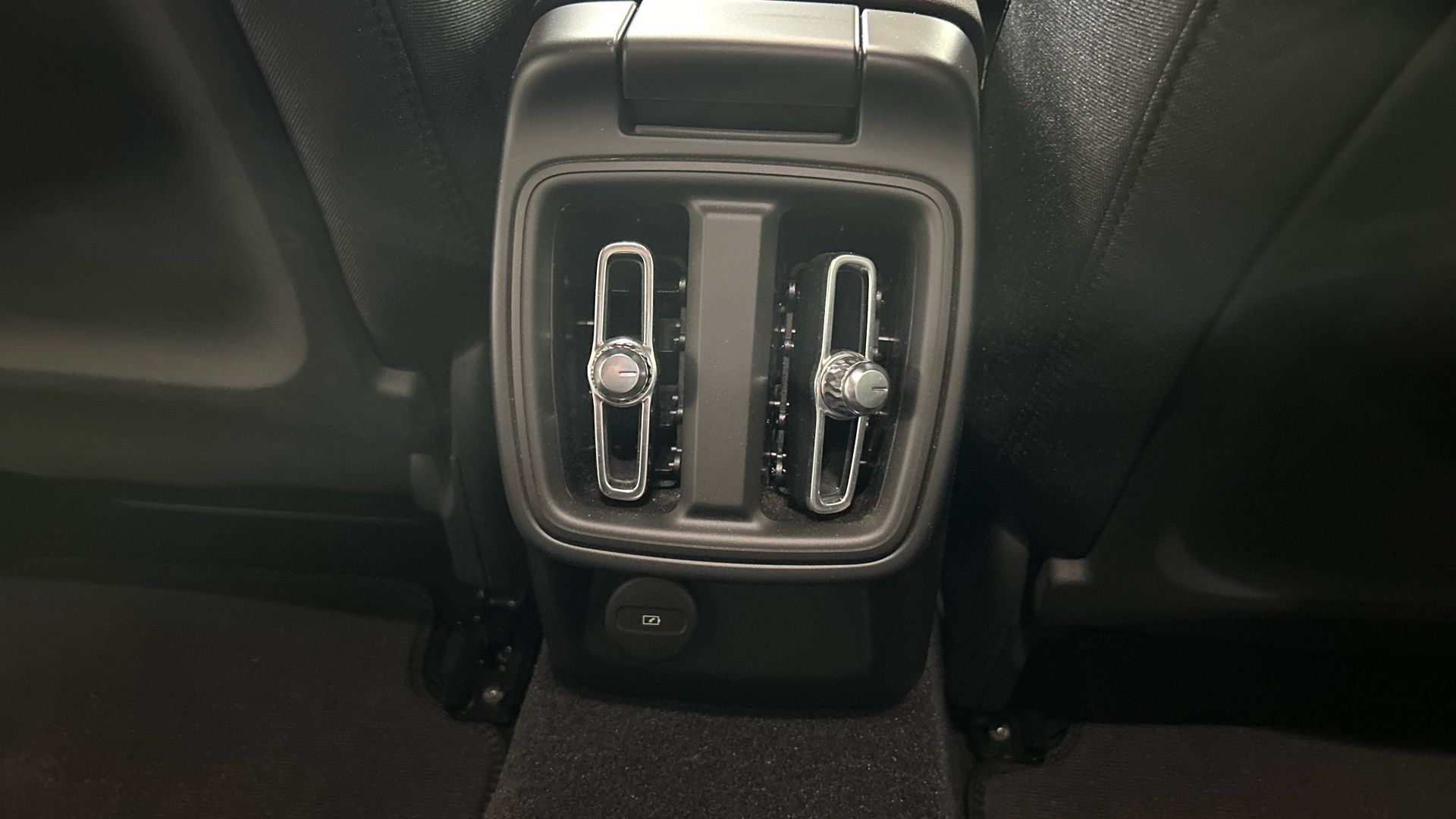 Used 2023 Polestar Polestar 2 AWD/4WD image 19