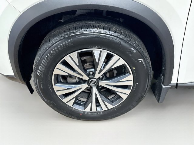 Used 2023 Nissan Rogue SV AWD/4WD image 29