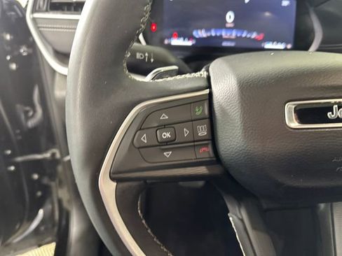 Used 2024 Jeep Grand Cherokee L Altitude image 15