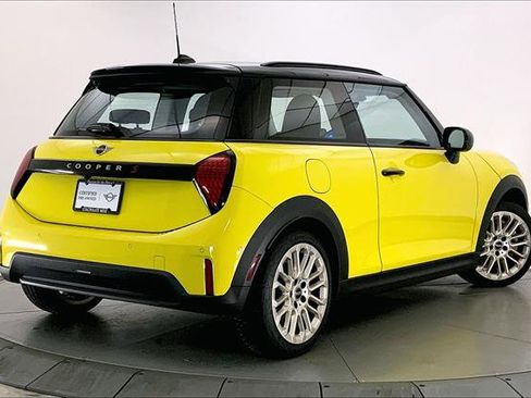 Certified 2025 MINI Cooper S image 12