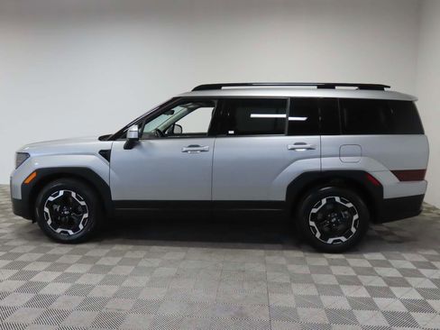 Used 2024 Hyundai Santa Fe SEL image 5