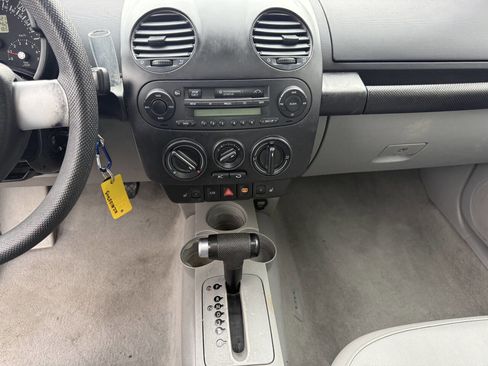 Used 2000 Volkswagen Beetle GLS image 15
