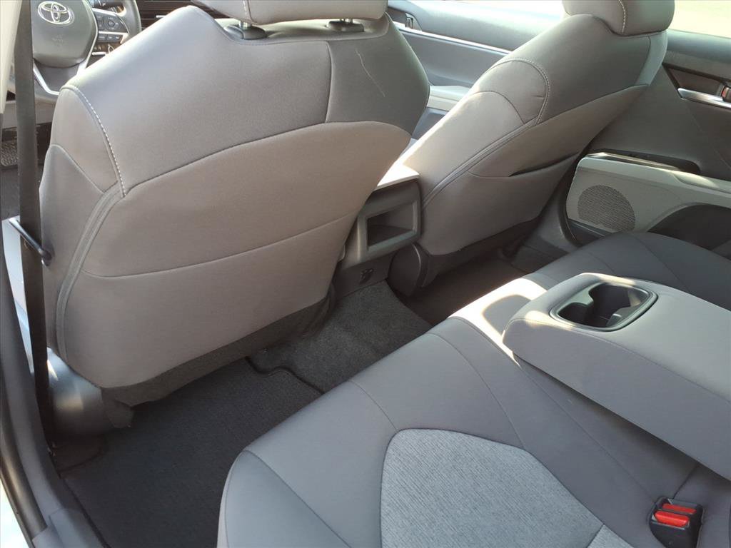 Used 2024 Toyota Camry LE FWD image 15