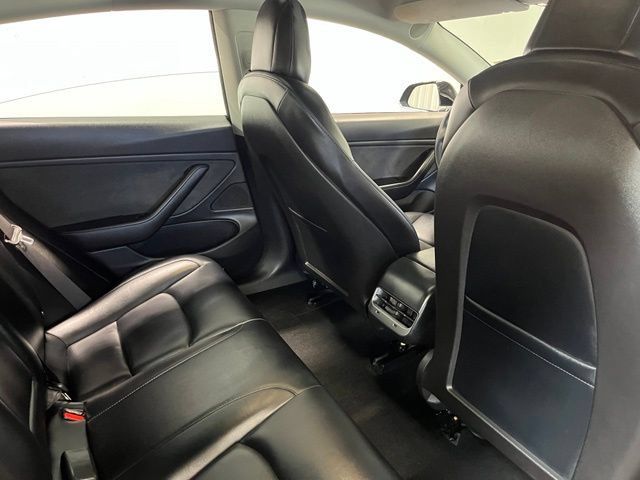 Used 2018 Tesla Model 3 Long Range AWD/4WD image 15