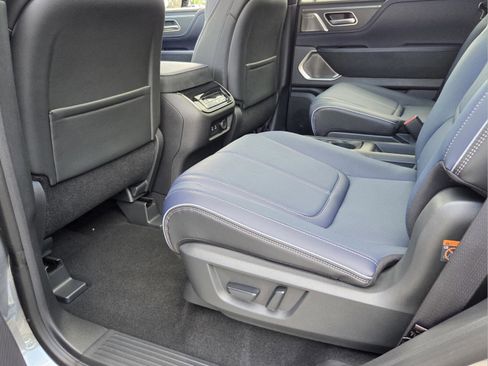 New 2026 INFINITI QX80 4WD image 9