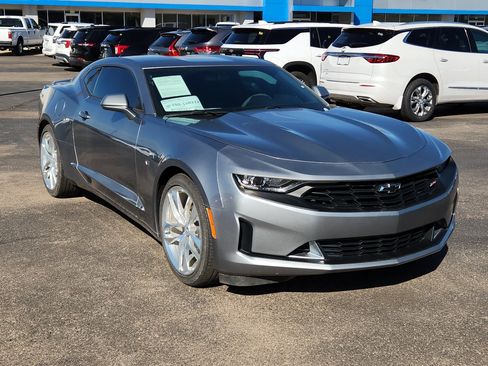 Used 2024 Chevrolet Camaro LT w/ RS Package image 6