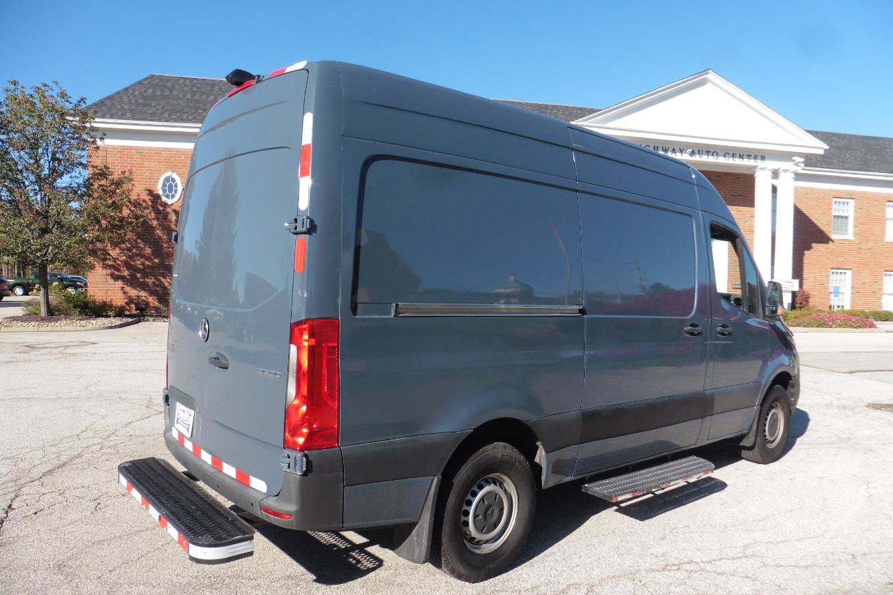 Used 2019 Mercedes-Benz Sprinter 144 image 29