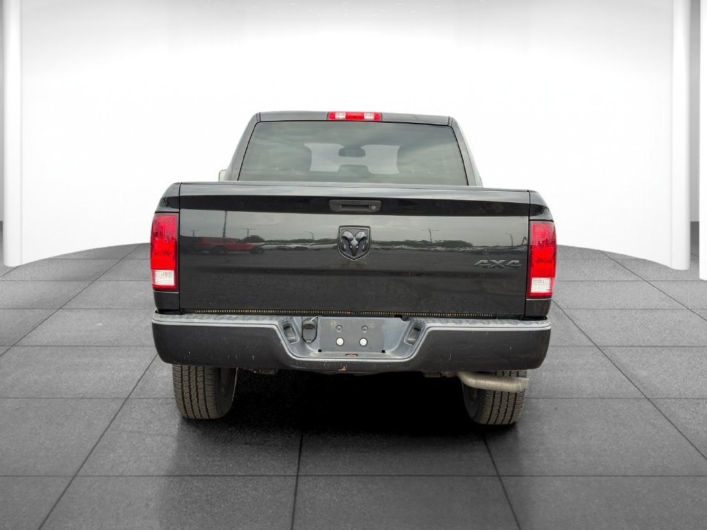 Used 2016 RAM 1500 Express w/ Black Ram 1500 Express Group AWD/4WD image 6
