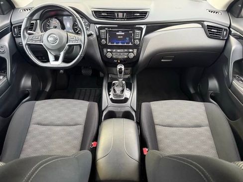 Certified 2022 Nissan Rogue Sport SV image 26