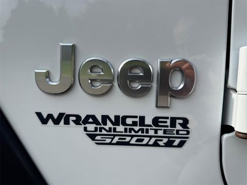 Used 2021 Jeep Wrangler Unlimited Sport image 8