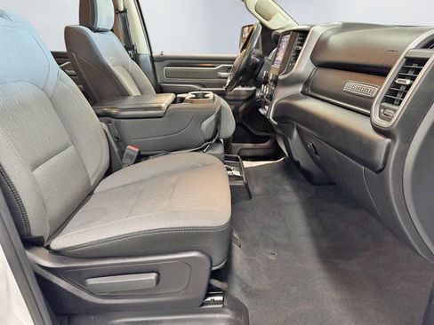 Used 2019 RAM 1500 Big Horn AWD/4WD image 22