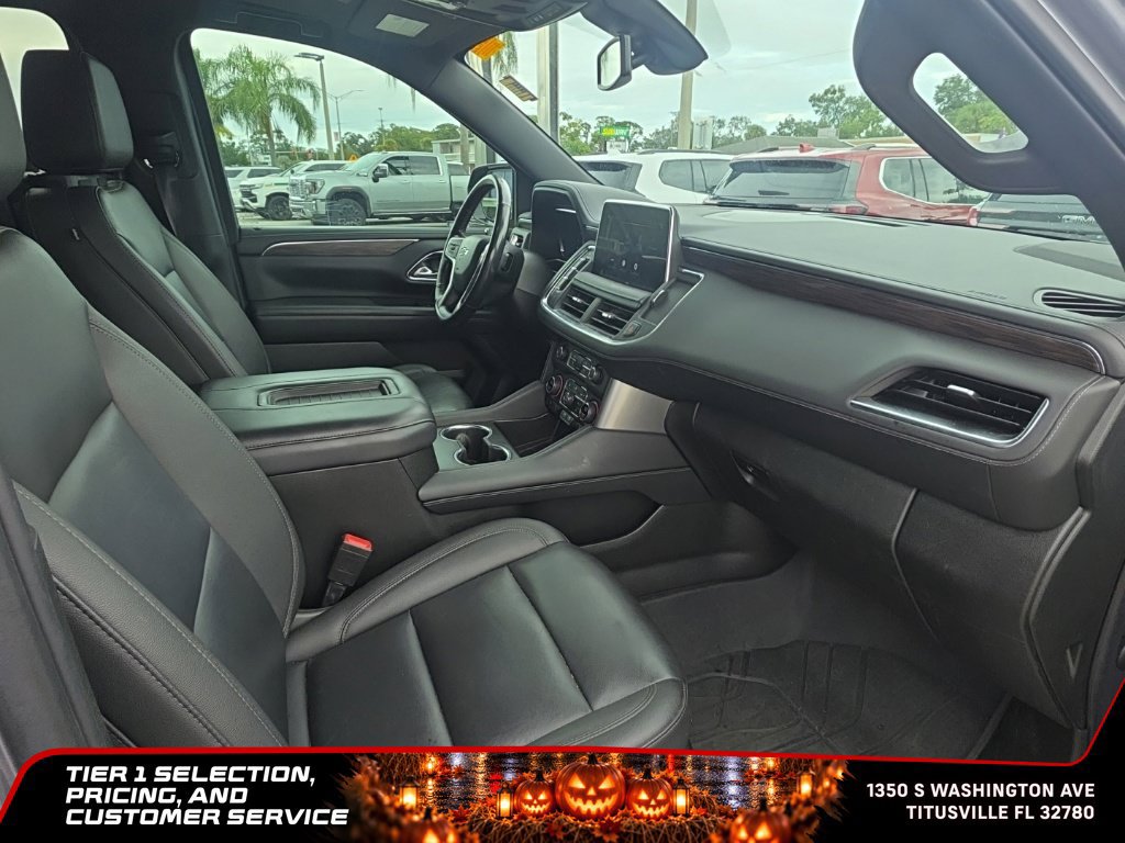 Used 2022 Chevrolet Suburban Z71 w/ Luxury Package AWD/4WD image 18