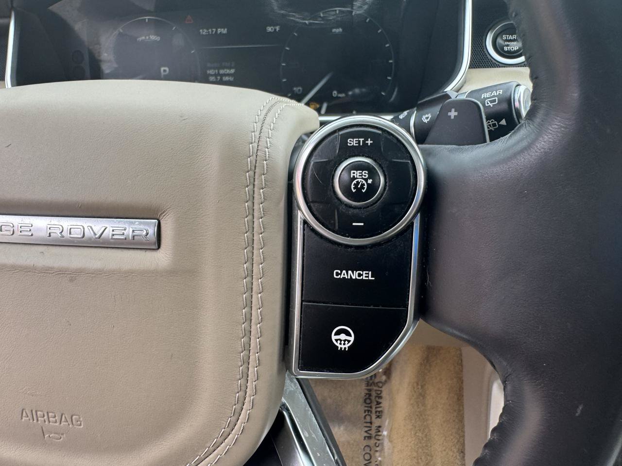 Used 2014 Land Rover Range Rover HSE AWD/4WD image 31