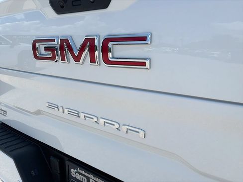 New 2026 GMC Sierra 1500 AT4 w/ AT4 Premium Package AWD/4WD image 40
