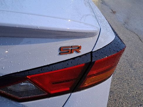 Used 2023 Nissan Altima 2.0 SR image 30