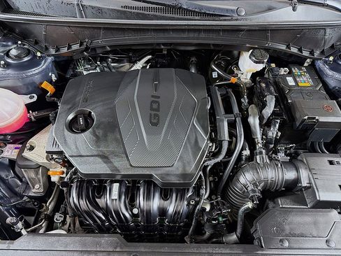 Used 2023 Hyundai Tucson Limited w/ Cargo Package image 16