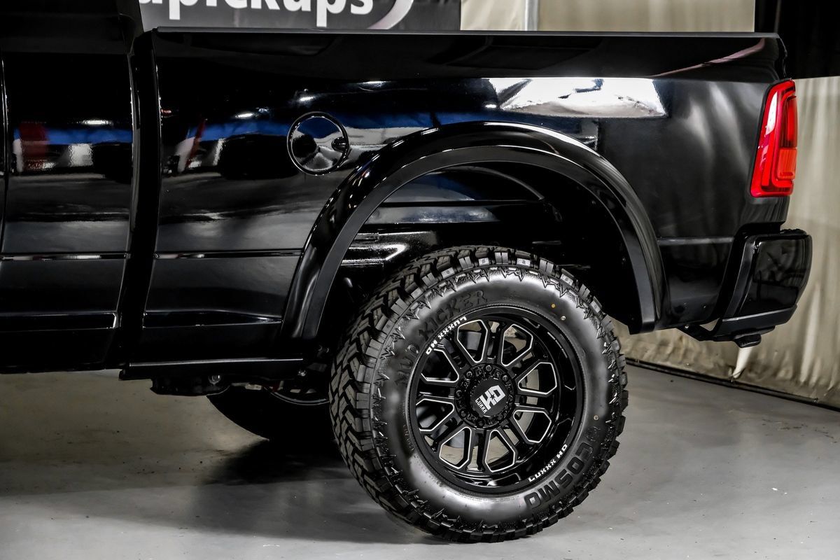 Used 2025 RAM 2500 Laramie AWD/4WD image 14