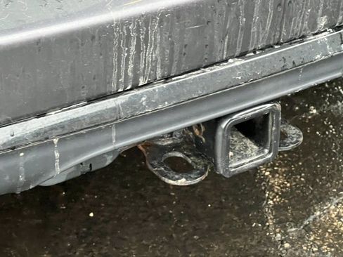 Used 2020 Chrysler Pacifica Touring-L Plus image 8