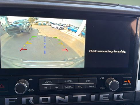 Certified 2025 Nissan Frontier SV AWD/4WD image 19