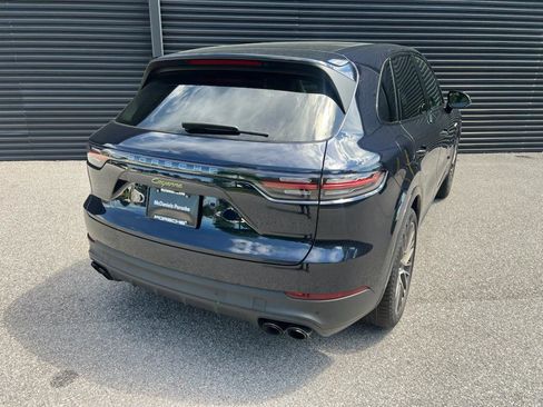 Certified 2022 Porsche Cayenne E-Hybrid image 27