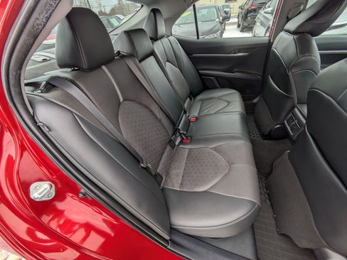 Used 2023 Toyota Camry XSE image 19