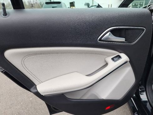 Used 2018 Mercedes-Benz CLA 250 CLA 250 image 23