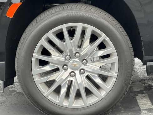 Used 2024 Chevrolet Suburban High Country w/ Premium Package 2 image 47