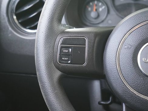 Used 2015 Jeep Patriot Sport w/ Power Value Group FWD image 11