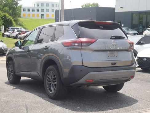 Used 2023 Nissan Rogue S FWD image 5