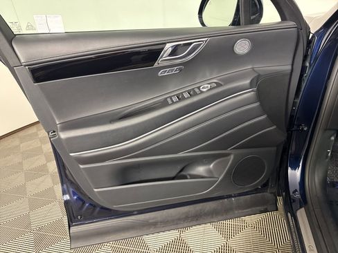 Used 2025 Genesis GV80 2.5T Standard AWD/4WD image 23