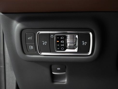 New 2026 Lincoln Nautilus Reserve AWD/4WD image 24