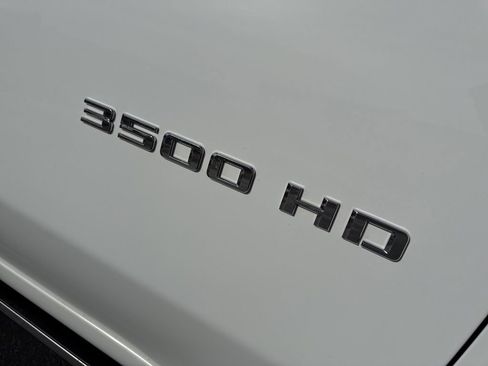 Used 2023 Chevrolet Silverado 3500 High Country w/ Z71 Off-Road Package image 10