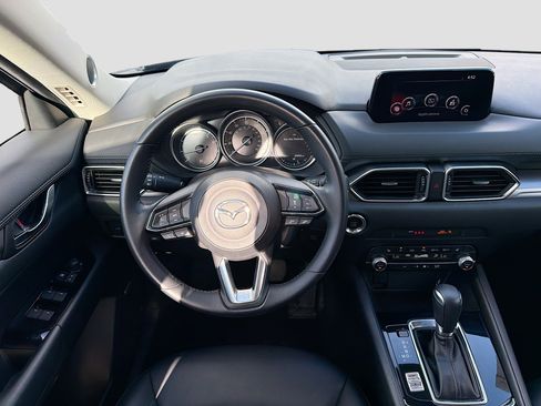 Used 2020 MAZDA CX-5 Touring image 17